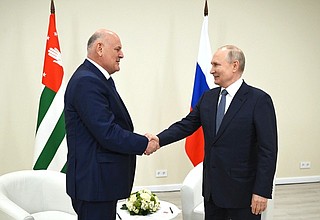 Встреча с Президентом Абхазии Асланом Бжанией