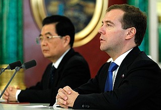 Пресс-конференция по итогам российско-китайских переговоров.