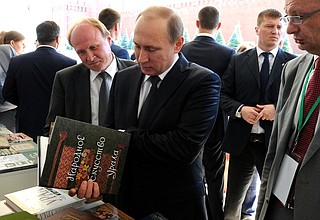 Во время посещения Московского фестиваля «Книги России».
