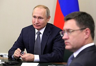 С Министром энергетики Александром Новаком в ходе церемонии ввода в эксплуатацию газопровода «Сила Сибири».