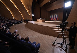На Девятом российско-азербайджанском межрегиональном форуме.
