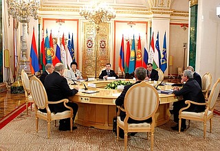 Заседание Совета коллективной безопасности ОДКБ в узком составе.