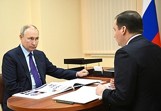 С губернатором Архангельской области Александром Цыбульским.