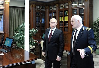 Во время посещения Горного университета. С ректором вуза Владимиром Литвиненко.