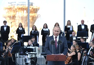 На торжественных мероприятиях на ВДНХ, посвящённых празднованию Дня Москвы.