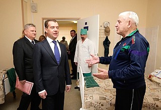 Во время посещения Московского областного госпиталя для ветеранов войн.
