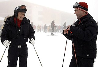 С Председателем Правительства Владимиром Путиным на горнолыжном курорте «Красная Поляна».