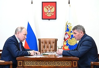 С главой Чувашской Республики Олегом Николаевым.
