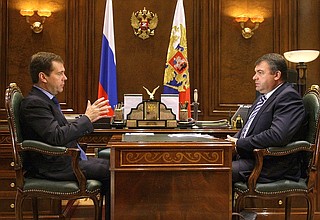 С Министром обороны Анатолием Сердюковым.