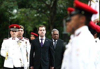 Официальная церемония встречи Президента России Дмитрия Медведева Президентом Сингапура Селлапаном Раманатаном.