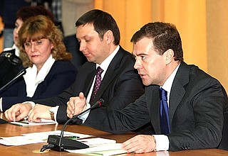Встреча с депутатами, избранными в состав собраний представителей городских и сельских поселений Тульской области.