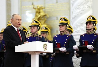 В ходе церемонии вручения медалей Героя Труда и Государственных премий Российской Федерации.