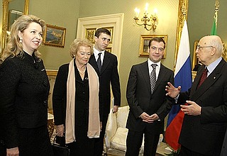 Встреча Дмитрия и Светланы Медведевых с Президентом Италии Джорджо Наполитано и его супругой Клио Биттони.