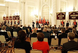 Дмитрий Медведев вручил первые юбилейные медали «65 лет Победы в Великой Отечественной войне 1941–1945 годов».