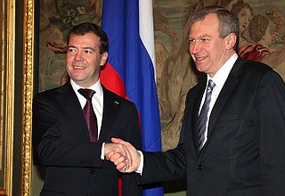 With Belgian Prime Minister Yves Leterme before the start of Russian-Belgian talks.