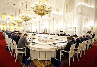 Совместное заседание Государственного совета и Комиссии по модернизации и технологическому развитию экономики России.
