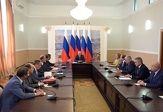 Оперативное совещание с постоянными членами Совета Безопасности.