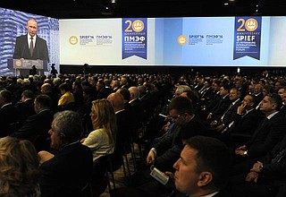 Plenary session of the St Petersburg International Economic Forum.