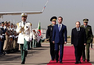 Official ceremony welcoming President of Russia. With President of Algeria Abdelaziz Bouteflika.