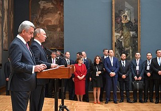 На церемонии открытия Дней культуры Армении в России. С Президентом Армении Сержем Саргсяном.