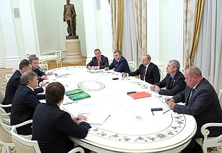 Встреча с представителями непарламентских партий.
