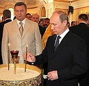 В Свято-Владимирском кафедральном соборе. С Президентом Украины Виктором Януковичем.