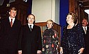 Владимир и Людмила Путины, Королева Нидерландов Беатрикс и наследный принц Нидерландов Виллем-Александр перед началом премьерного спектакля Национального нидерландского балета.