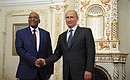 С Президентом Южно-Африканской Республики Джейкобом Зумой.