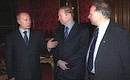 С Президентом Украины Леонидом Кучмой и лауреатом Нобелевской премии по физике академиком Жоресом Алферовым.