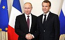 С Президентом Французской Республики Эммануэлем Макроном. Фото ТАСС