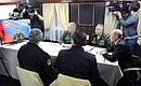 В режиме видеоконференции Министр обороны Сергей Шойгу доложил Президенту о ходе учений «Восток-2014».