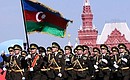 Военный парад, посвящённый 65-летию Победы в Великой Отечественной войне. Фото ТАСС