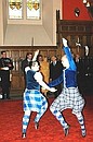 Эдинбург. Свое искусство гостям демонстрируют шотландские танцевальные коллективы
