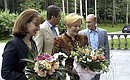 Прибытие Президента Болгарии Георгия Пырванова с супругой в загородную резиденцию Президента России.
