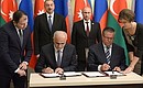 Signing of agreement on promoting and mutually protecting investments between Russia and Azerbaijan.