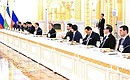 Российско-узбекистанские переговоры в расширенном составе. Фото пресс-службы Президента Узбекистана