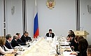 Под председательством помощника Президента Дмитрия Миронова состоялось заседание Комиссии при Президенте по вопросам государственной службы и резерва управленческих кадров.