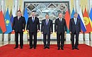 Participants in the Supreme Eurasian Economic Council’s meeting: President of Belarus Alexander Lukashenko (second from the left), President of Kazakhstan Nursultan Nazarbayev (centre), President of Russia Vladimir Putin, President of Kyrgyzstan Almazbek Atambayev (far right), and President of Ukraine Viktor Yanukovych (far left) at a group photo session.