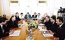 Встреча с членами совета фракции «Отечество – вся Россия» в Государственной Думе.