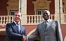 С Президентом Анголы Жозе Эдуарду душ Сантушем.