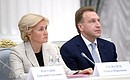 Deputy Prime Minister Olga Golodets and First Deputy Prime Minister Igor Shuvalov at the meeting of the Commission for Monitoring Targeted Socioeconomic Development Indicators.