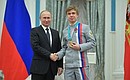 С бронзовым призёром Игр по шорт-треку Семёном Елистратовым.