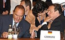 German Chancellor Gerhard Schroeder and French President Jacques Chirac at a plenary meeting of the Russia — EU Summit.