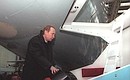 President Vladimir Putin at the Voronezh Aircraft Construction Company.