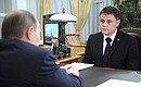 Во время рабочей встречи с губернатором Тульской области Владимиром Груздевым.
