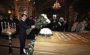 Дмитрий Медведев почтил память Патриарха Московского и всея Руси Алексия II.