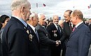 С Президентом Франции Жаком Шираком и российскими ветеранами на церемонии открытия мемориала «Нормандия–Неман».