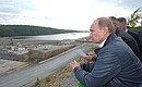 Vladimir Putin inspected the construction of the Nizhne-Bureiskaya Hydroelectric Power Station.