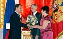 Dmitry Medvedev presents the Order of Parental Glory to Olga and Ivan Sukhov, who are raising 7 children.