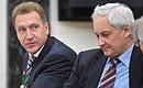 Первый заместитель Председателя Правительства Игорь Шувалов и Министр экономического развития Андрей Белоусов перед началом совещания по экономическим вопросам.